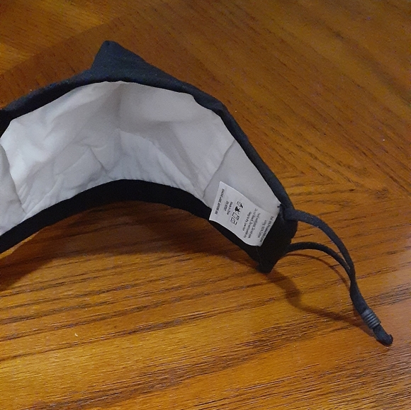 Amazon Adult reusable mask (non-medical) - Picture 2 of 5